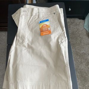 NWT Columbia Men’s Flex ROC Stretch shorts 38